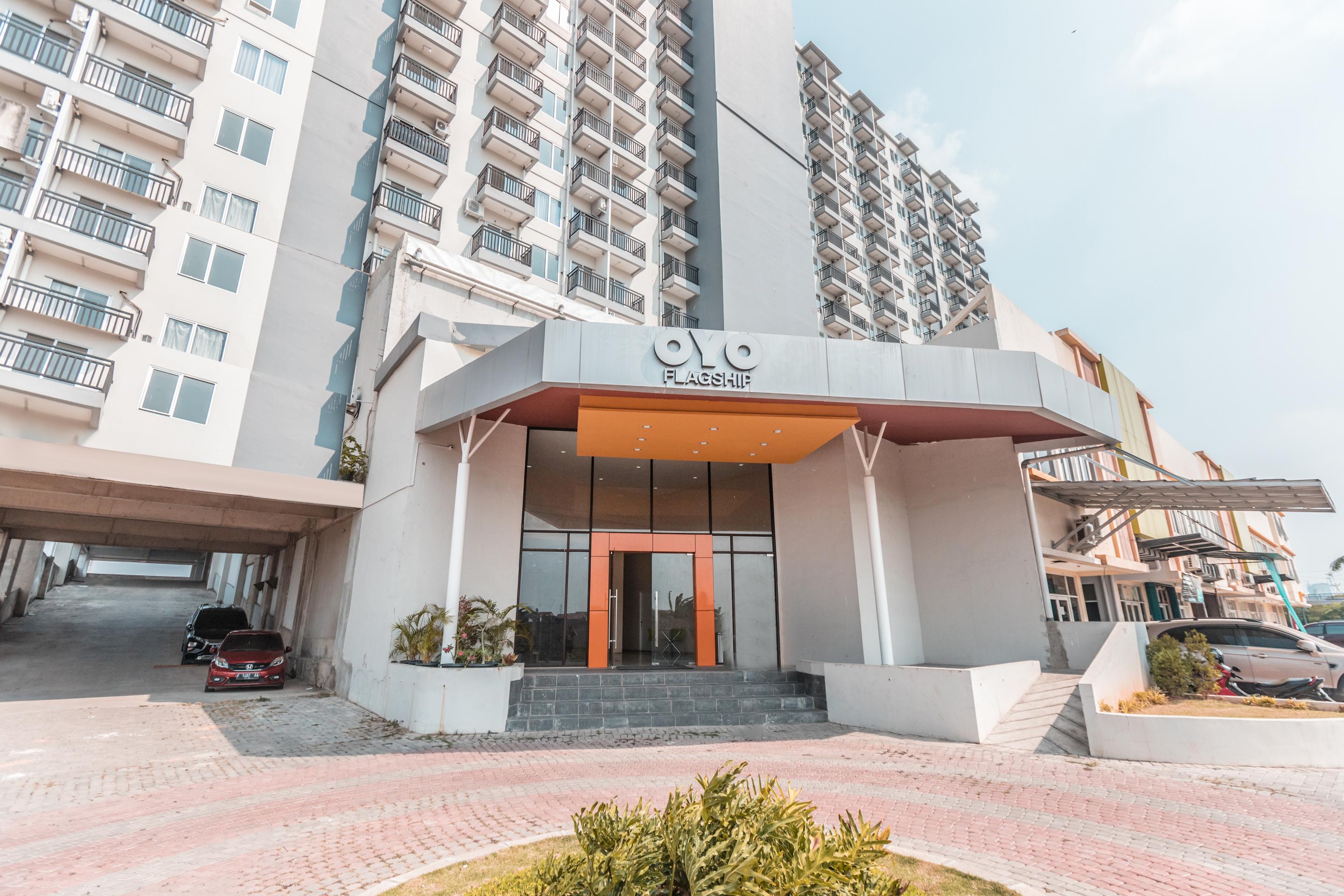 Oyo Flagship 766 Prima Orchard Hotel Bekasi Ngoại thất bức ảnh