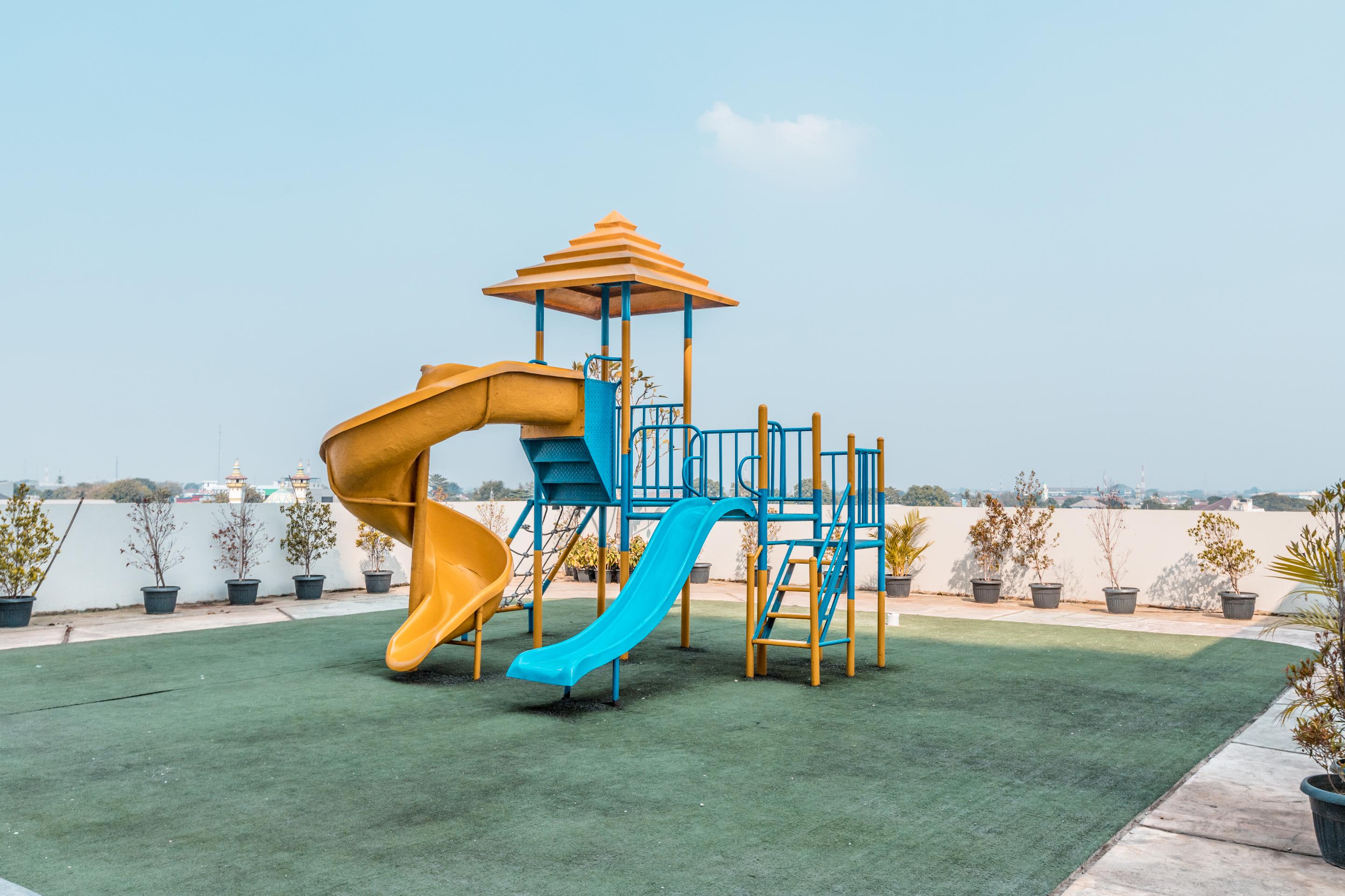 Oyo Flagship 766 Prima Orchard Hotel Bekasi Ngoại thất bức ảnh